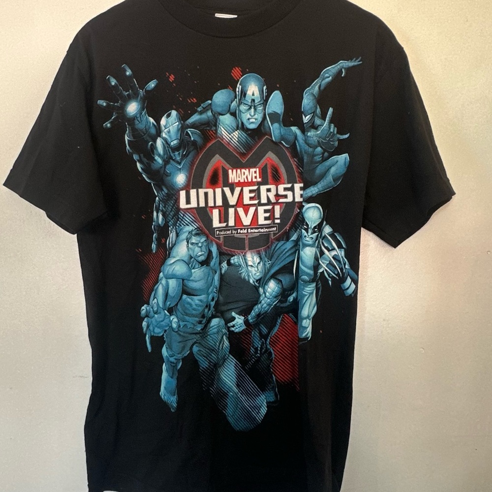 Mens Marvel Universe super heroes graphic tee t shirt‎ medium med